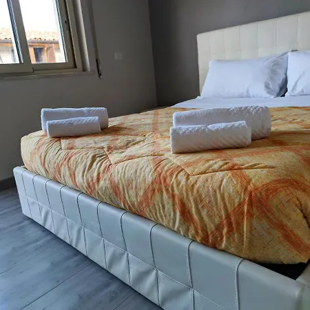 Nick & Santo's Holiday Homes R Apartment Giardini Naxos